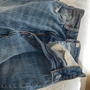 Abercrombie & Fitch High Rise Mom Jeans